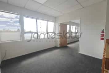 Affordable 85sqm Open Plan Office +2 Carparks