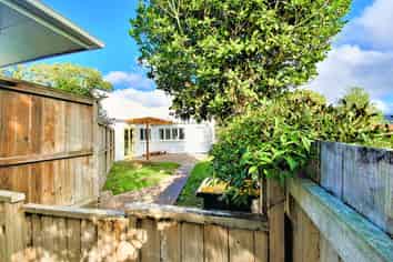 12A Killarney Avenue, Torbay
