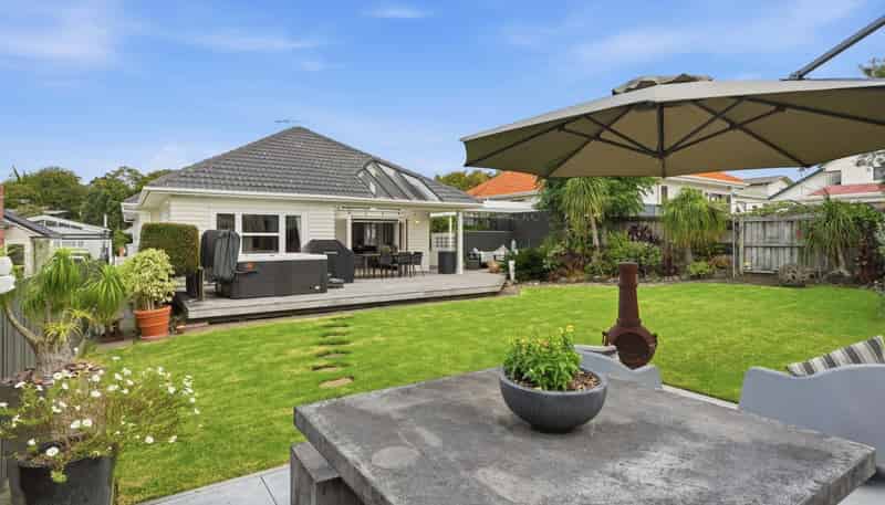 6 August Place, Greenlane