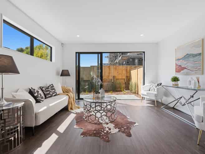 Lot 6 & 7/6 & 8 Embassy Place, Glenfield