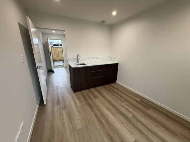 3/36 Halsey Road, Manurewa