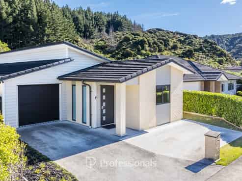 27 Somerby Mews, Silverstream