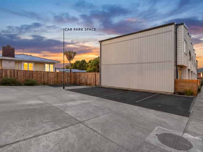 5/9 Flanshaw Road, Te Atatu South