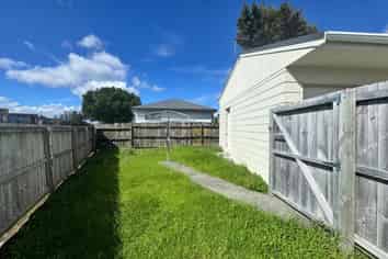 B/12 Sturges Road, Henderson