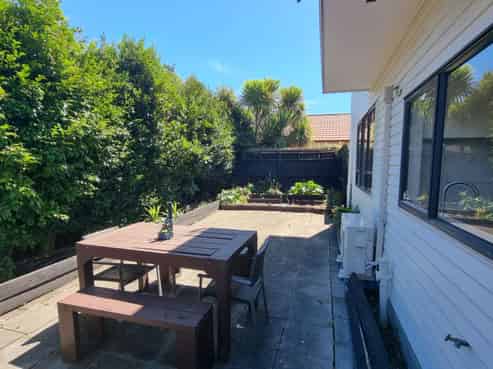 557A Richardson Road, Mount Roskill