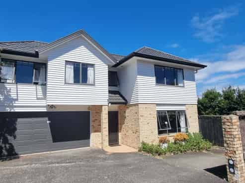 557A Richardson Road, Mount Roskill