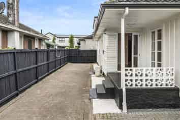 169 Russell Road, Manurewa