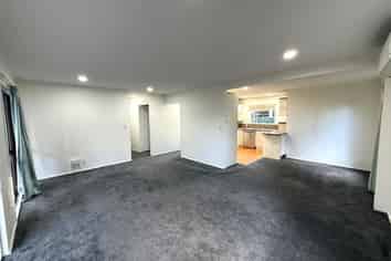 33A Whittle Place, New Windsor