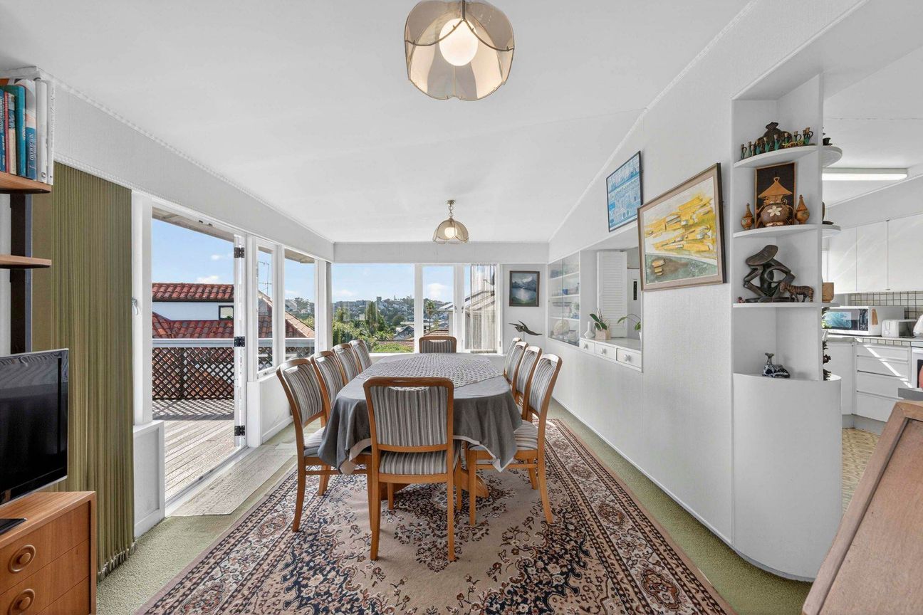 Renovator's Dream Has to Sell – další
