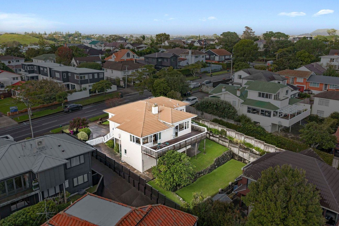 Renovator's Dream Has to Sell – pohled 3