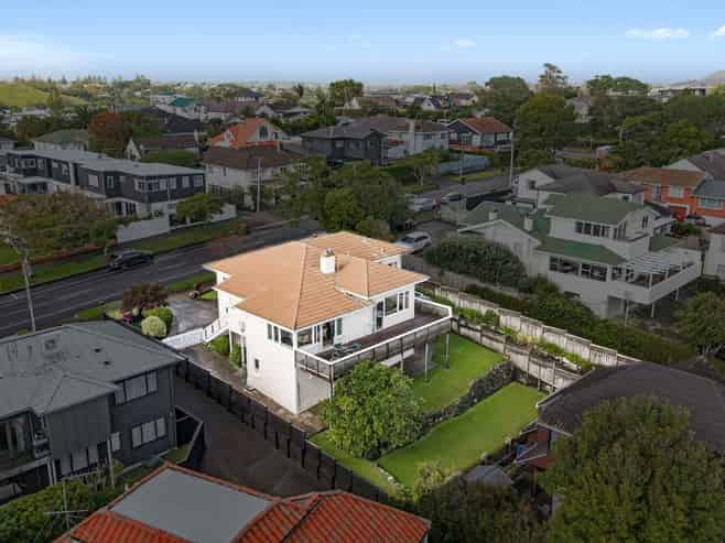 60 Maskell Street, Saint Heliers