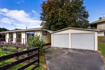 10 Walton Street, Red Beach