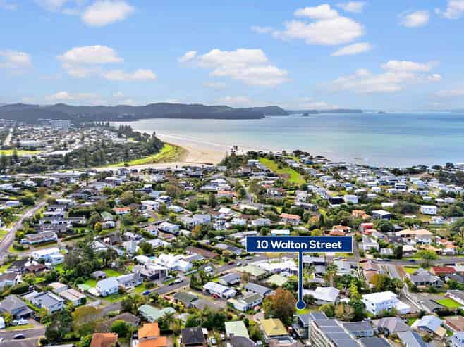 10 Walton Street, Red Beach