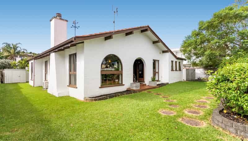 1/37 Beach Road, Manly