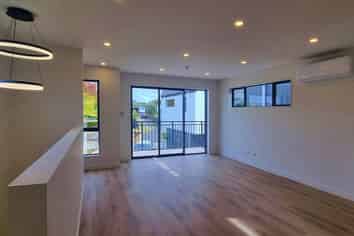 10C Starling Place, Ranui