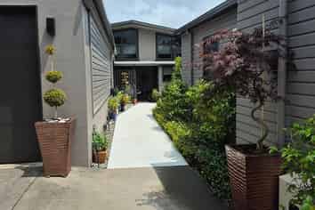 19 Janet Street, Sunnyhills