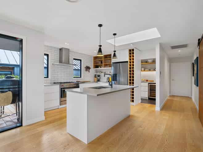 28 McAdam Drive, Jacks Point