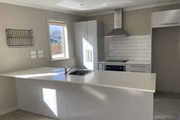 6a Mill Grove, Riverhead