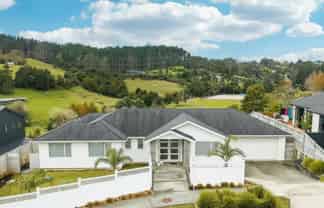 22 Jeroboam Loop, Kumeu