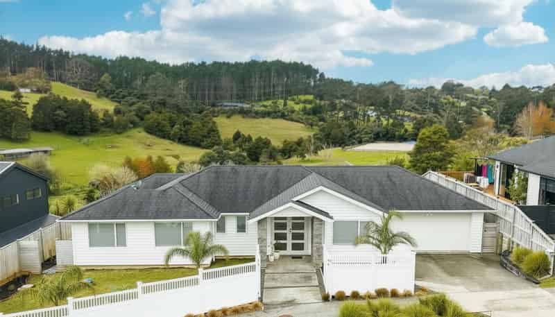 22 Jeroboam Loop, Kumeu