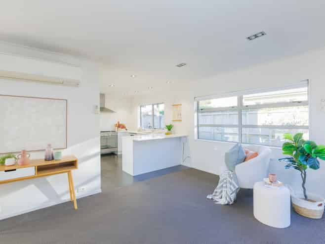 11 Yarnbrook Grove, Churton Park