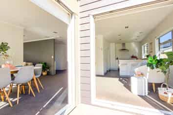 11 Yarnbrook Grove, Churton Park