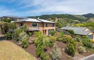 6 Lingfield Place, Richmond