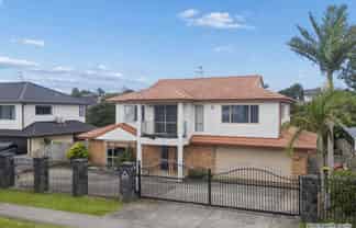 42  Peninsula Road, Mangere
