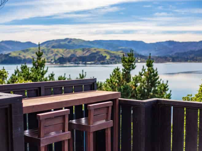 11 Spinnaker Drive, Whitby