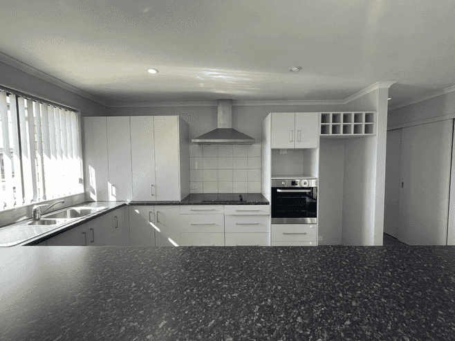 28 Kowi Lakes Drive, One Tree Point