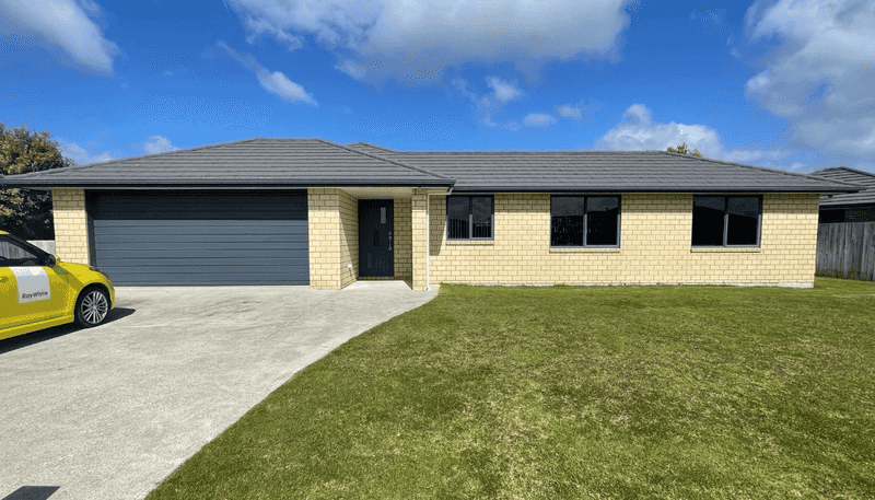 28 Kowi Lakes Drive, One Tree Point