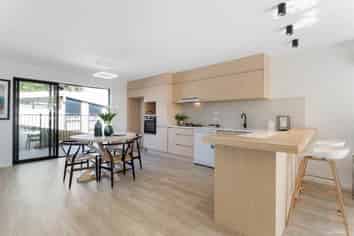 33B Arran Road, Browns Bay