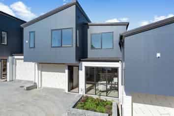 33B Arran Road, Browns Bay