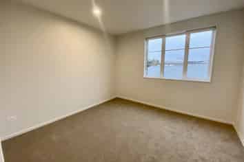 5/15 Berwick Street, Saint Albans