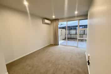 5/15 Berwick Street, Saint Albans