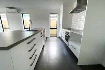 14 Julie Lane, Papamoa