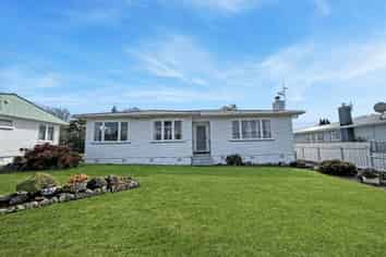 21 Green Avenue, Levin