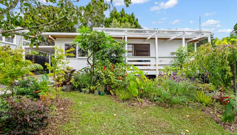 65 Russell Road, Kensington