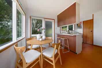 2/114 Eban Avenue, Hillcrest