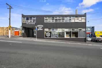 Character Office in the heart of Avondale