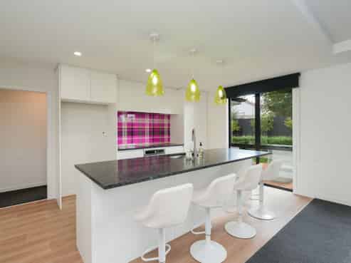 20B Holloway Street, WAIKIWI