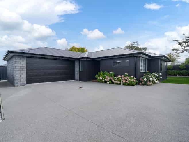 20B Holloway Street, WAIKIWI