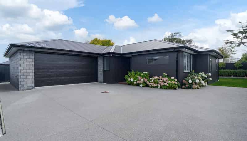 20B Holloway Street, WAIKIWI