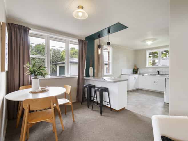 30 Norfolk Crescent, Feilding