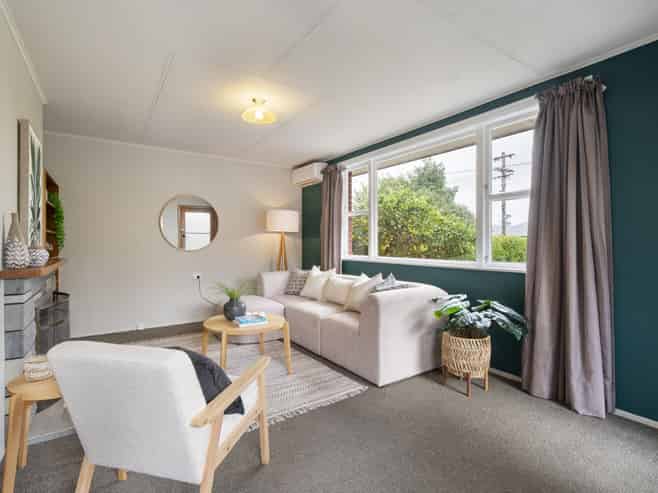 30 Norfolk Crescent, Feilding