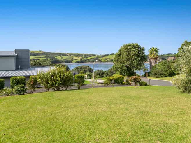 15 Okoromai Views, Gulf Harbour