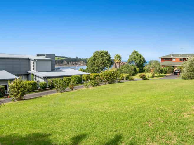 15 Okoromai Views, Gulf Harbour