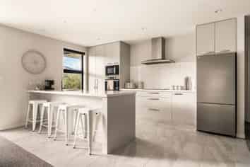 18 Tuaia Street, Pyes Pa