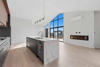  8 Whale Bay Rise, Gulf Harbour