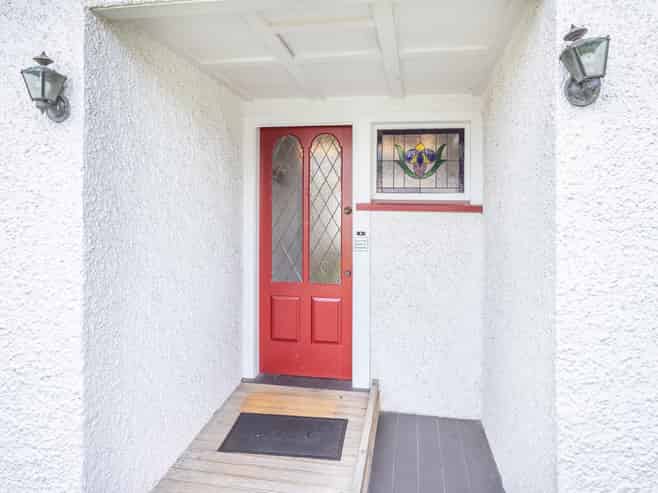 Character Office Gem in Hamilton's Golden Triangle